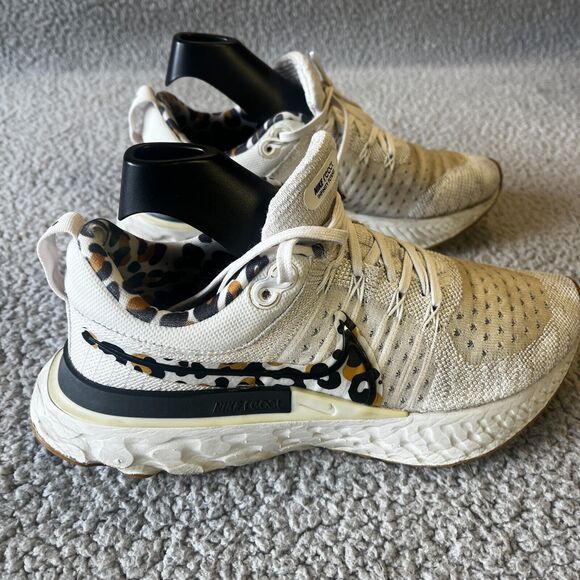 Nike React Infinity Flyknit Womens 7 Running Work STAINS DJ5932-001 - Picture 7 of 15